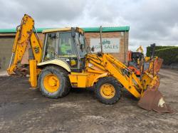 JCB 3CX PROJECT 8 SITEMASTER+*C/W 4 IN 1 BUCKET*VIDEO*