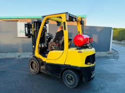 HYSTER H3.0FT CONTAINER SPEC FORKLIFT*C/W PALLET TINES*YEAR 2017*VIDEO*