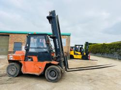 NISSAN 70 FORKLIFT*C/W PALLET TINES*VIDEO*