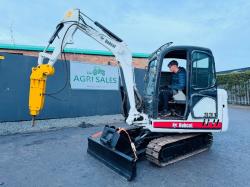 BOBCAT 331 EXCAVATOR*C/W HYDRAULIC HAMMER*404 HOURS*VIDEO*