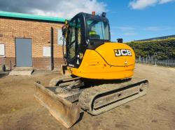 JCB 8085 ZTS EXCAVATOR*C/W BUCKET*YEAR 2012*VIDEO*