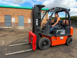 TCM U1D2A20LH FORKLIFT*C/W FORK POSITIONER*YEAR 2021*VIDEO*