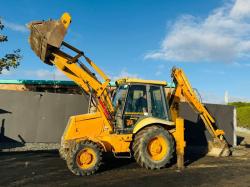 JCB 3CX SITEMASTER + PROJECT 8 4WD*C/W 4 IN ONE BUCKET*POWER SHIFT*VIDEO*
