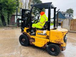 CATERPILLAR 25 DIESEL CONTAINER SPEC FORKLIFT C/W SIDE SHIFT *VIDEO*