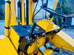 COVENTRY CLIMAX ROUGH TERRIAN DIESEL FORK LIFT C/W PALLET TINES 