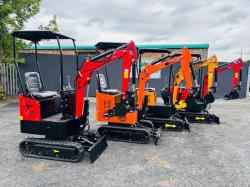 *NEW UNUSED* JPC KV12 TRACKED MINI EXCAVATOR*CHOICE OF 4*C/W BUCKET*VIDEO*