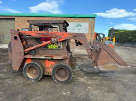 THOMAS SKIDSTEER*C/W BUCKET*