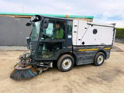 SCHMIDT 200 COMPACT SWEEPER*YEAR 2017*VIDEO*