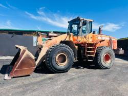 DOOSAN DL400 4WD LOADING SHOVEL *C/W REVERSE CAMERA AND BUCKET*VIDEO*