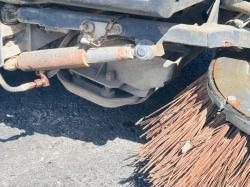 SCHMIDT COMPACT 200 COMPACT SWEEPER*YEAR 2011*VIDEO*