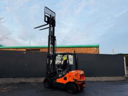 DOOSAN D30S-5 FORKLIFT*YEAR 2011*C/W PALLET TINES*VIDEO*