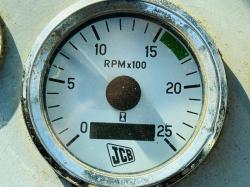 JCB 2CX 4WD BACKHOE DIGGER * C/W THREE IN ONE BUCKET & PECKER*VIDEO*