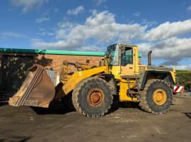 KOMATSU WA470-3H LOADING SHOVEL*C/W BUCKET*