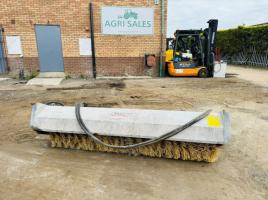 BUCKET SWEEPER BRUSH*YEAR 2012*VIDEO*