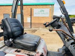 NISSAN FD02A25Q FORKLIFT*C/W PALLET TINES*VIDEO*