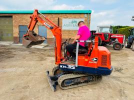 KUBOTA KH-35 MINI EXCAVATOR*C/W SELECTION OF BUCKETS*VIDEO*