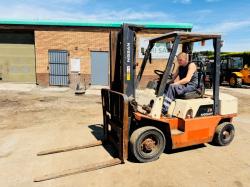 NISSAN FJ02A25U FORKLIFT*C/W PALLET TINES*VIDEO*