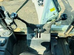 JCB 2CX 4WD BACKHOE DIGGER * C/W THREE IN ONE BUCKET & PECKER*VIDEO*