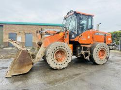 DOOSAN DL200-3 LOADING SHOVEL* C/W BUCKET*YEAR 2015*VIDEO*