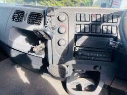 RENAULT D18 WIDE 4X2 BOX LORRY 30FT *C/W TAIL LIFT*VIDEO*