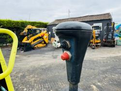 AMMANN AV12-2 VIBRATING DOUBLE DRUM ROLLER*C/W ROLL BAR*VIDEO*