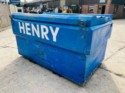 STATIC BUNDED FUEL BOWSER C/W MANUAL PUMP 