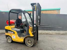 CATERPILLAR GP20CN 2 STAGE MAST FORKLIFT*C/W SIDESHIFT*VIDEO*