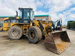 CATERPILLAR 928G LOADING SHOVEL*C/W BUCKET*VIDEO*