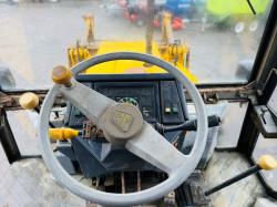 JCB 3CX PROJECT 7*C/W SELECTION OF BUCKETS*VIDEO*