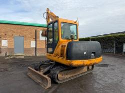 HYUNDAI ROBEX 55-3 EXCAVATOR*C/W BUCKET*VIDEO*