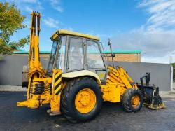 JCB 3CX PROJECT 8 4WD*C/W 4 IN 1 BUCKET + 3 REAR BUCKETS*VIDEO*
