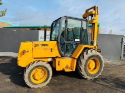 JCB 926 4WD ROUGH TERRAIN FORKLIFT*C/W PALLET TINES*VIDEO*