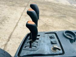 DOOSAN D25S-5 DEISEL FORK LIFT *YEAR 2008, CONTAINER SPEC* C/W SIDE SHIFT 