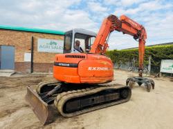 HITACHI EX75UR EXCAVATOR*C/W 5 TINE SCRAP GRAB*VIDEO*