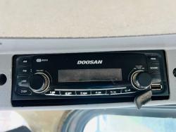 DOOSAN DL 250 4WD LOADING SHOVEL *YEAR 2012* C/W THREE IN ONE BUCKET *VIDEO*