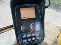 NEW HOLLAND E215 TRACKED EXCAVATOR C/W QUICK HITCH 