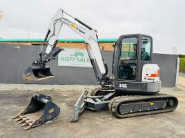 BOBCAT E45 EXCAVATOR *YEAR 2017*ONLY 257 HOURS*C/W HYDRAULIC THUMB*VIDEO*