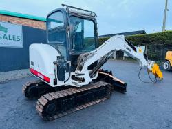 BOBCAT 331 EXCAVATOR*C/W HYDRAULIC HAMMER*404 HOURS*VIDEO*