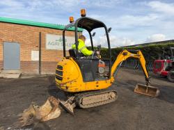 JCB 8014CTS MINI EXCAVATOR*C/W 2 EXTRA BUCKETS*YEAR 2011*VIDEO*