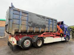 VOLVO FE320 HOOK LOADER LORRY*C/W PALFINGER CRANE*VIDEO*