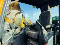 HYUNDAI ROBEX 140LCM-9A EXCAVATOR*C/W BUCKET*YEAR 2015*VIDEO*