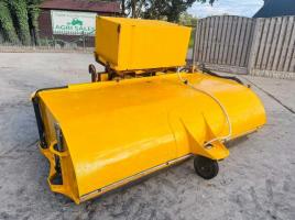 JCB 500 SWEEPER BOX C/W WATER TANK & SPRINKLER 