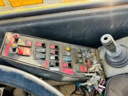 GROVE AT633B MOBILE CRANE*C/W 4X SUPPORT LEGS*VIDEO*