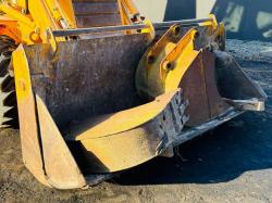 JCB 3CX SITEMASTER + PROJECT 8 4WD*C/W 4 IN ONE BUCKET*POWER SHIFT*VIDEO*