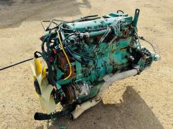 6 CYLINDER VOLVO TRUCK ENGINE*VIDEO*