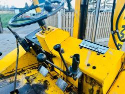 COVENTRY CLIMAX ROUGH TERRIAN DIESEL FORK LIFT C/W PALLET TINES 