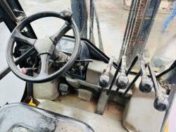 CATERPILLAR DP40K 2 4 TONNE FORKLIFT*C/W PALLET TINES*VIDEO*