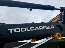 JCB 426 TOOL CARRIER LOADING SHOVEL*7084 HOURS*C/W BUCKET*VIDEO*