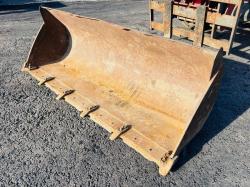 HZM 825T TURBO ARTICULATED TELEHANDLER *C/W BUCKET AND FORKS*READING 618 HOURS*VIDEO*