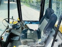 JCB 926 4WD ROUGH TERRIAN FORKLIFT C/W 2 STAGE MAST & PALLET TINES *VIDEO*